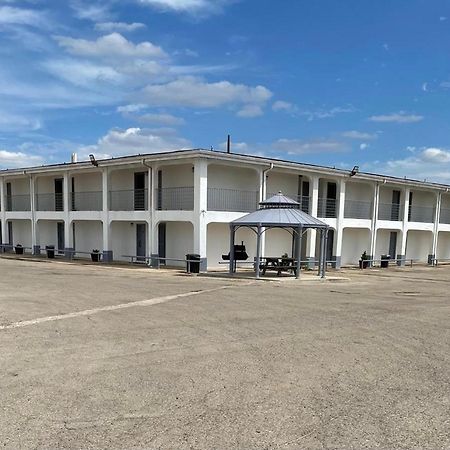 Dilley Executive Inn Eksteriør billede